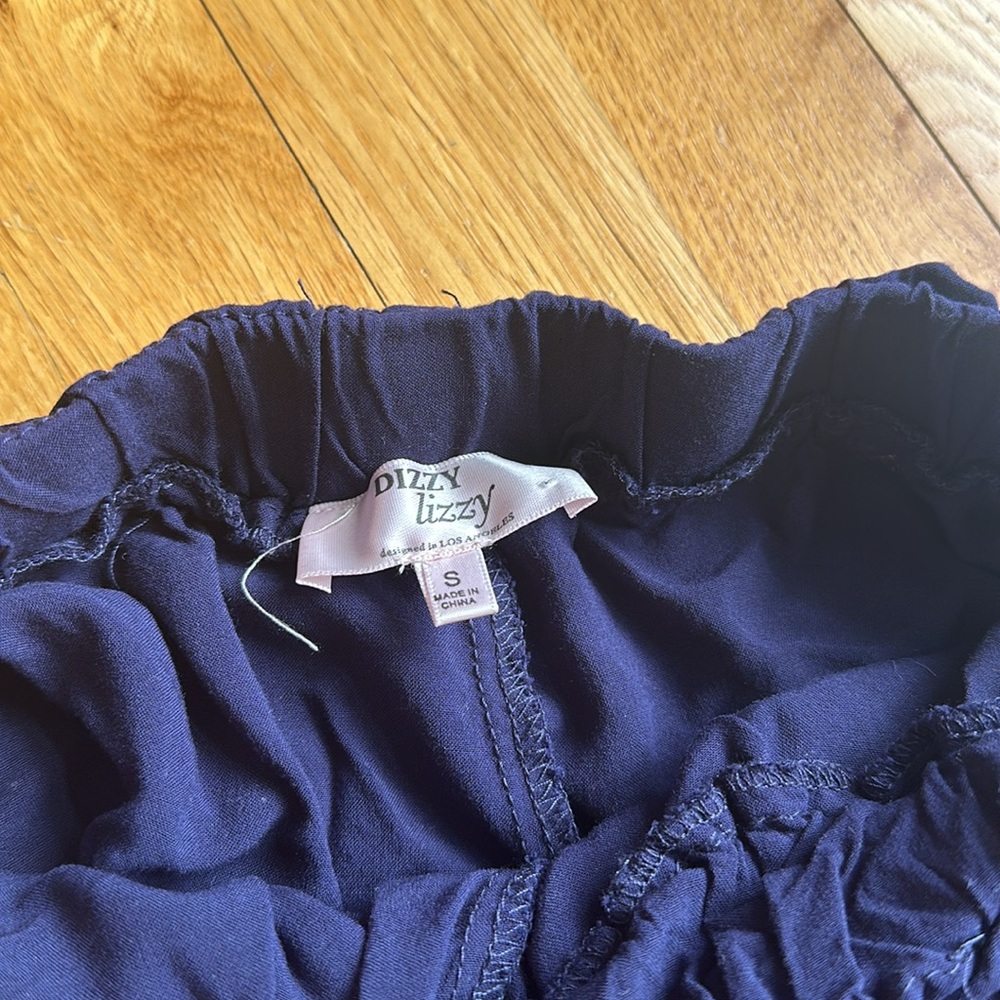 Flowy shorts - Picture 2 of 2